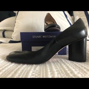 Stuart Weitzman Azelea Black Pumps